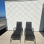 Appartement Wayqup Met Groot Terras Oostende