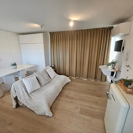 Wayqup Met Groot Terras * Ostend