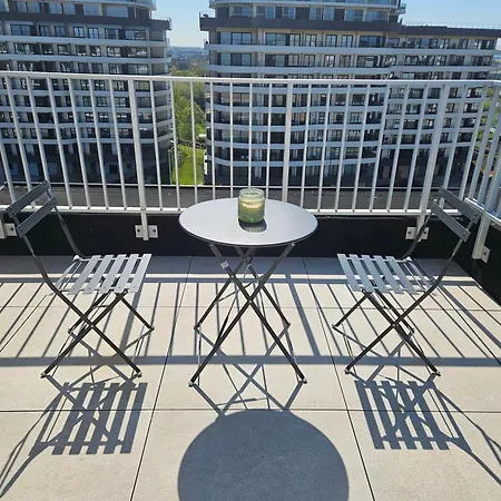 Appartement Wayqup Met Groot Terras
